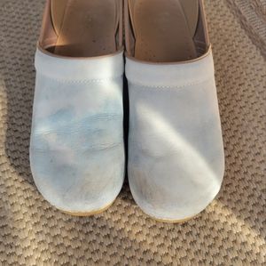 Women's Powder Blue Dansko Clogs, size 41, Classic Style